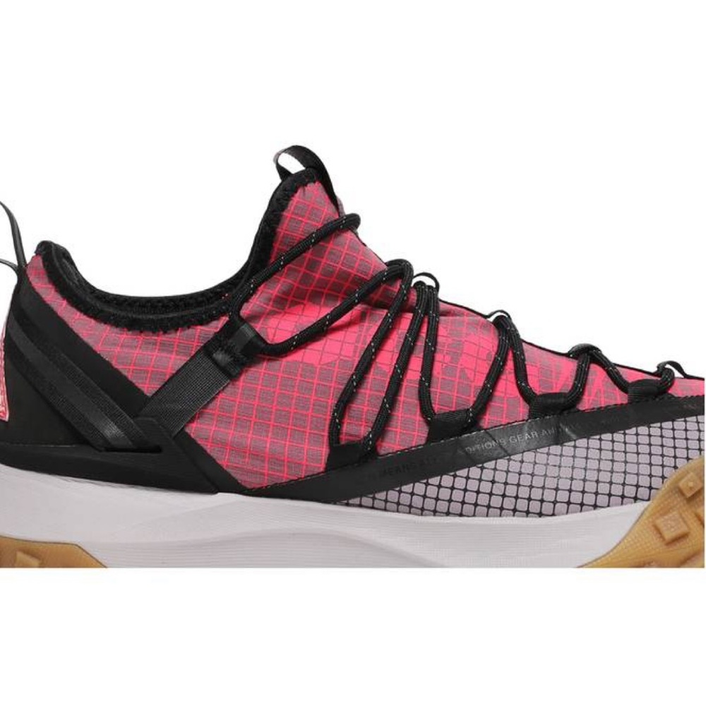 ACG Mountain Fly Low 'Flash Crimson' - Picture 2 of 10